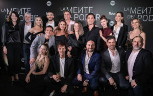 Elenco de La mente del poder
